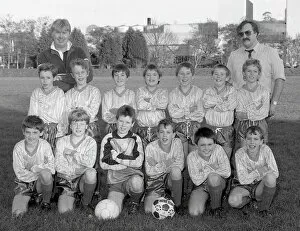 Football / Soccer Collection: Lostwithiel CP School football team, Lostwithiel, Cornwall. February 1990