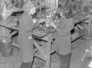 Images Dated 15th February 2018: Machine shop, H. T. P. Motors Ltd. Back Quay, Truro, Cornwall. 1941