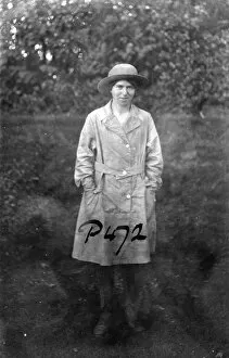 Images Dated 9th September 2018: Member of the First World War Womens Land Army, Tregavethan Farm, Truro, Cornwall. 1917