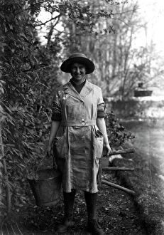 Women's Land Army Collection: Member of the First World War Womens Land Army. Cornwall. Around 1917