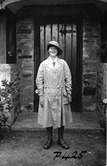 Women's Land Army Collection: Member of the First World War Womens Land Army, Tregavethan Farm, Truro, Cornwall. 1917