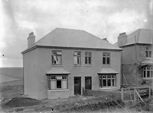 Perranporth Collection: New houses, St Georges Hill, Perranporth, Perranzabuloe, Cornwall. 1930s