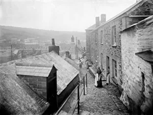 Images Dated 30th May 2016: North side of the harbour, Mevagissey, Cornwall. 1909