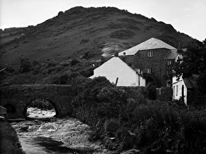 Boscastle Collection: Old bridge and mill, Boscastle, Cornwall. 1905