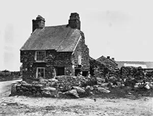 Morvah Collection: Old cottage at Morvah, Cornwall. 1911