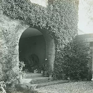 Philleigh Collection: Old entrance arch, Tolverne Barton, Philleigh, Cornwall. Around 1925