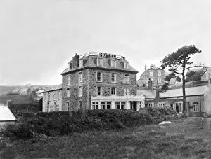 Perranporth Collection: Perranporth Hotel, Perranzabuloe, Cornwall. Around 1920