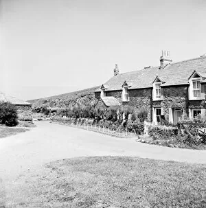 Images Dated 11th May 2018: Port Gaverne, St Endellion, Cornwall. 1973