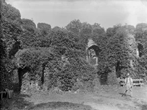 Images Dated 27th November 2018: Restormel Castle, Lanlivery Parish, Cornwall. 1914
