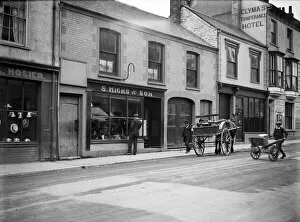 Images Dated 15th December 2017: River Street, Truro, Cornwall. 1910s