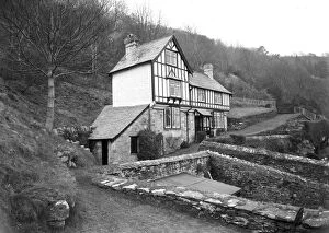 Images Dated 2nd October 2018: Ropehaven House, near Trenarren, St Austell, Cornwall. 1966