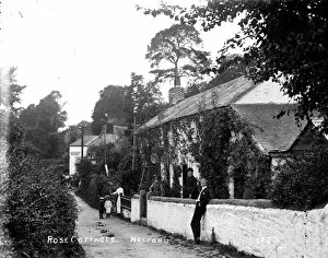 Images Dated 8th May 2017: Rose Cottages, Helford, Cornwall. Early 1900s