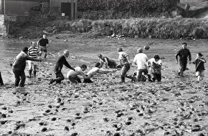 Images Dated 2nd December 2019: Rugby in the Mud, Lerryn, St Veep, Cornwall. March 1993