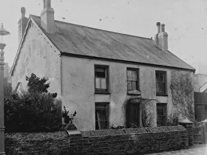Images Dated 5th September 2019: Shirley Cottage, Fore street, Newquay, Cornwall. Probably early 1900s