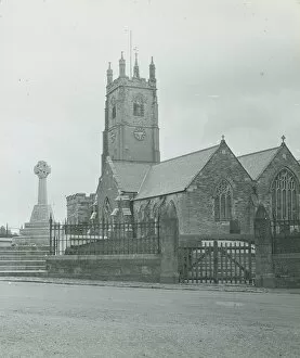 St Columb Major Collection: St Columb Major Church and War Memorial, Cornwall. Around 1925