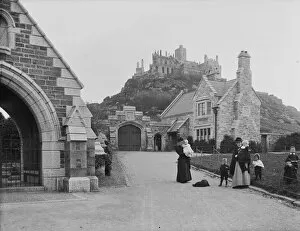 Images Dated 15th April 2019: St Michaels Mount, Mounts Bay, Cornwall. Possibly 1895
