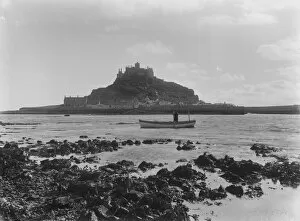 St Michael's Mount Collection: St Michaels Mount, Mounts Bay, Cornwall. Undated