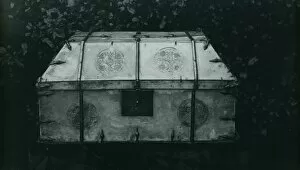Bodmin Collection: St Petrocs casket, Bodmin, Cornwall. Around 1925