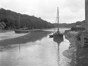 Images Dated 8th March 2018: Tresillian River, Tresillian, Cornwall. 1890s