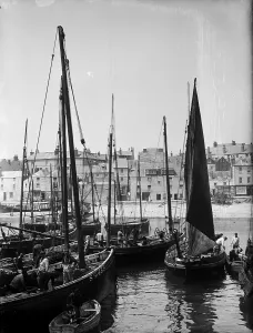 St Ives Prints: TRURI-IVShs-12