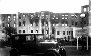 St Austell Collection: A view of the front of Carlyon Bay Hotel After the fire in 1931, St Austell, Cornwall