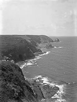 Trevalga Collection: A view of Short Island and Trevalga cliffs, Cornwall. July 1925
