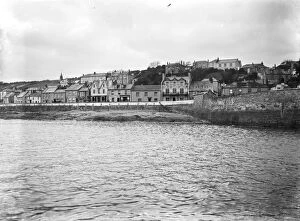 Images Dated 24th May 2016: The waterfront, St Mawes, Cornwall. Early 1900s
