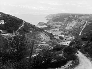 St Agnes Collection: Wheal Friendly Mine, Trevaunance Cove, St Agnes, Cornwall. 1895
