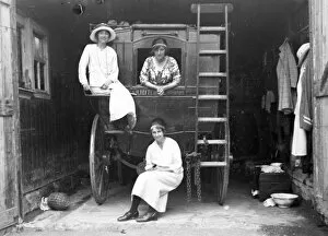 Images Dated 9th August 2016: Women on the back of a coach, Perranporth, Cornwall. 1923